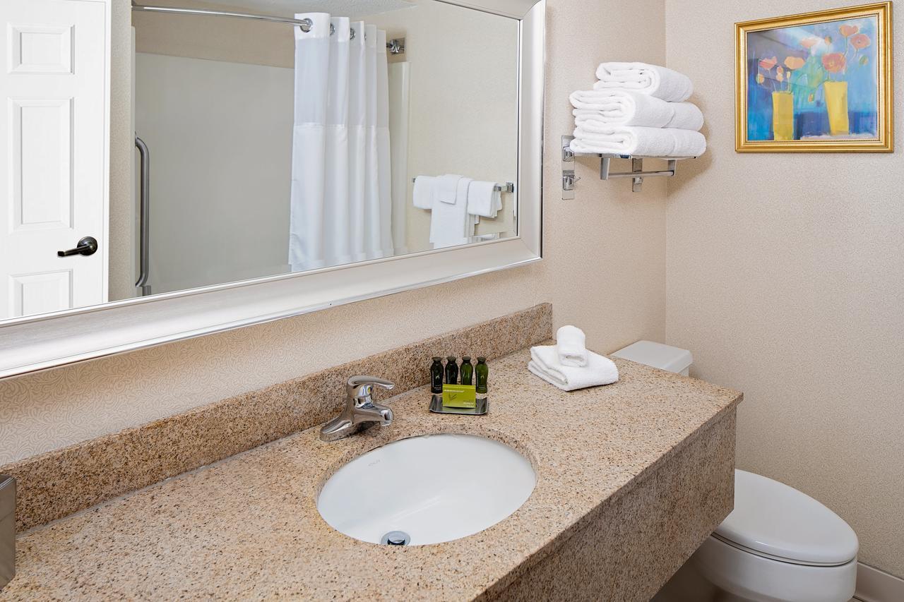 Boxboro Regency Hotel Boxborough Ngoại thất bức ảnh